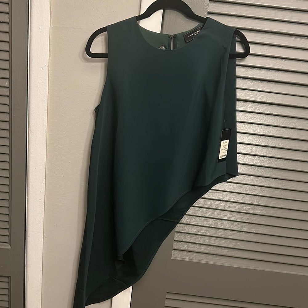 Akira • asymmetrical tank • dark green